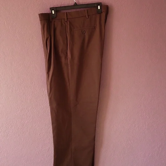 Dockers Pants - Picture 5 of 14